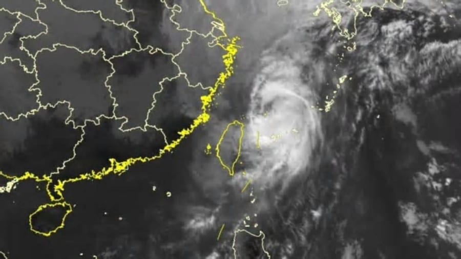 台风蔷琵远离上海 仍需防范风雨影响